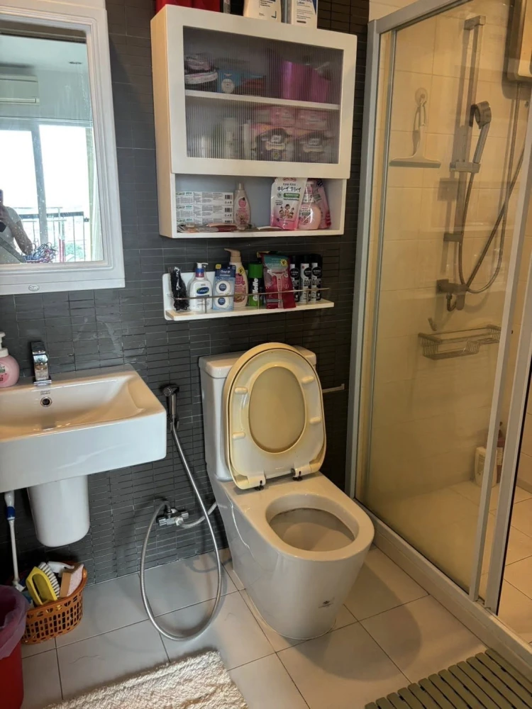 For rent: The Key Sathorn-Ratchapruek, ready to move in, fully furnished, high floor, reserve now before it's too late.