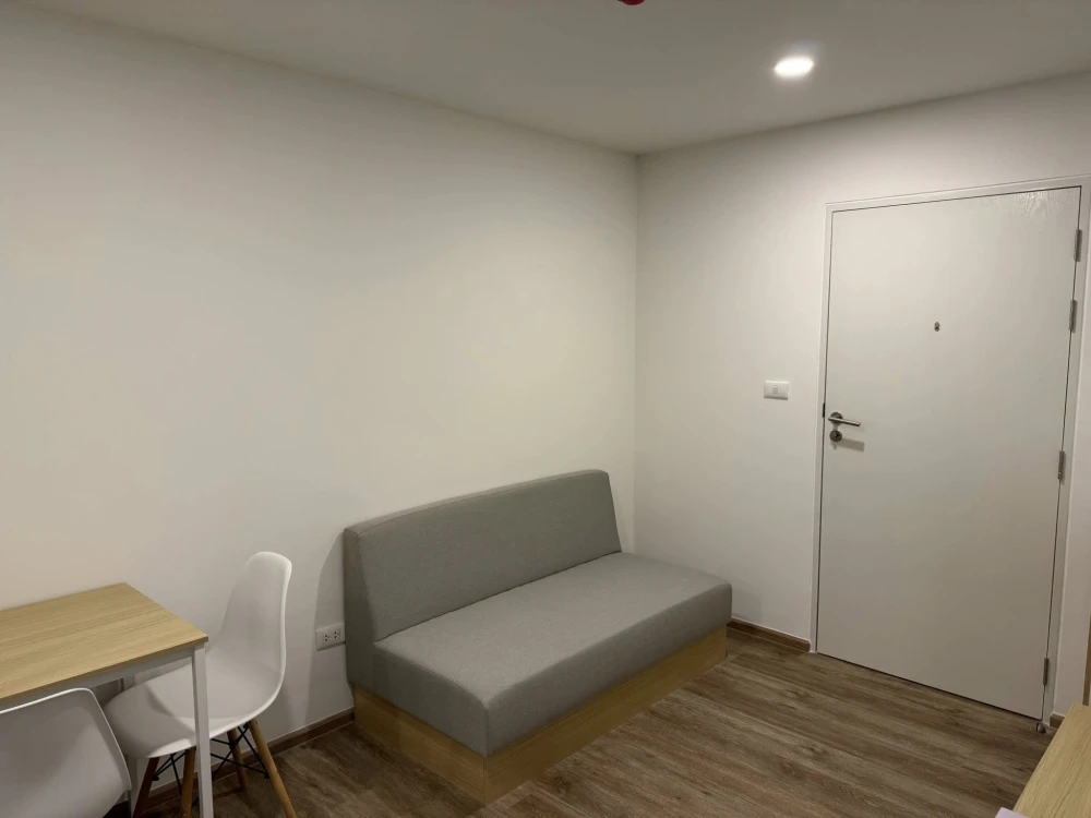 For rent: The Kith Lite Bangkadi-Tiwanon. Nice room, fully furnished, great price – a rare find! Book now!