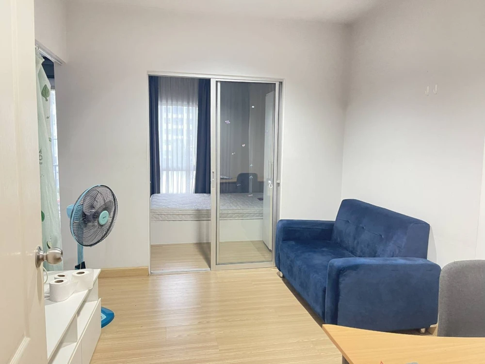 The Kith Lite Bangkadi condo for rent, fully furnished with appliances. Ready to move in with just your luggage.