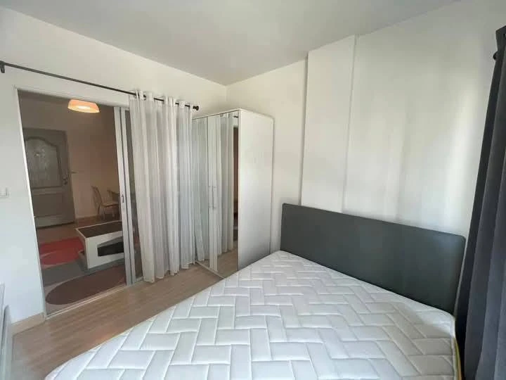 Two-bedroom apartments for rent at The Kith Lumlukka Klong 2. Ready to move in with just your suitcase! Affordable prices. Book now before it's too la