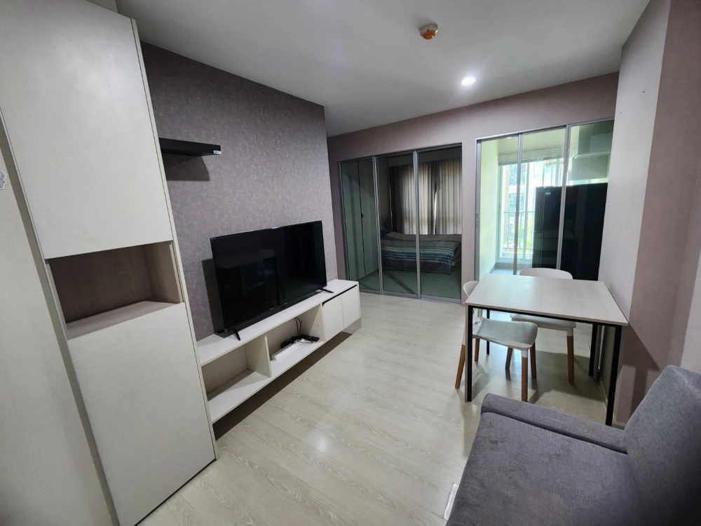 For rent: The Kith Plus Phahonyothin Khukot, 1 bedroom, 1 bathroom, fully furnished. Just bring your bags and move in!