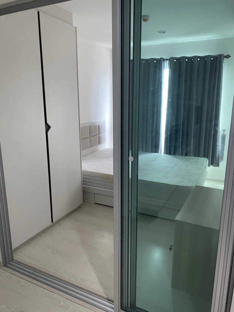 For rent: The Kith Plus Phahonyothin Khukot, 8th floor, partitioned room, fully furnished, nice to live in, book now, don't miss out.
