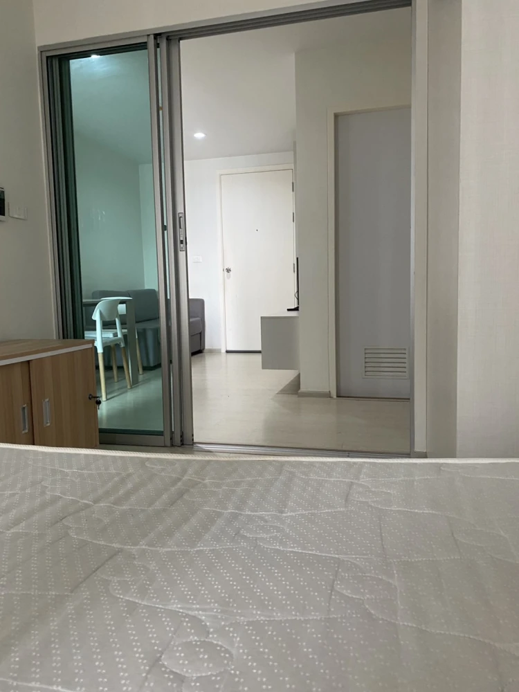 For rent: The Kith Plus Phahonyothin Khukot, 8th floor, partitioned room, fully furnished, nice to live in, book now, don't miss out.