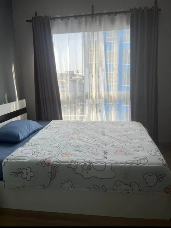 For rent: The Kith Plus Phahonyothin Khukot, a nice room, good location, comes with a full set of furniture at a very good price, don't miss it.
