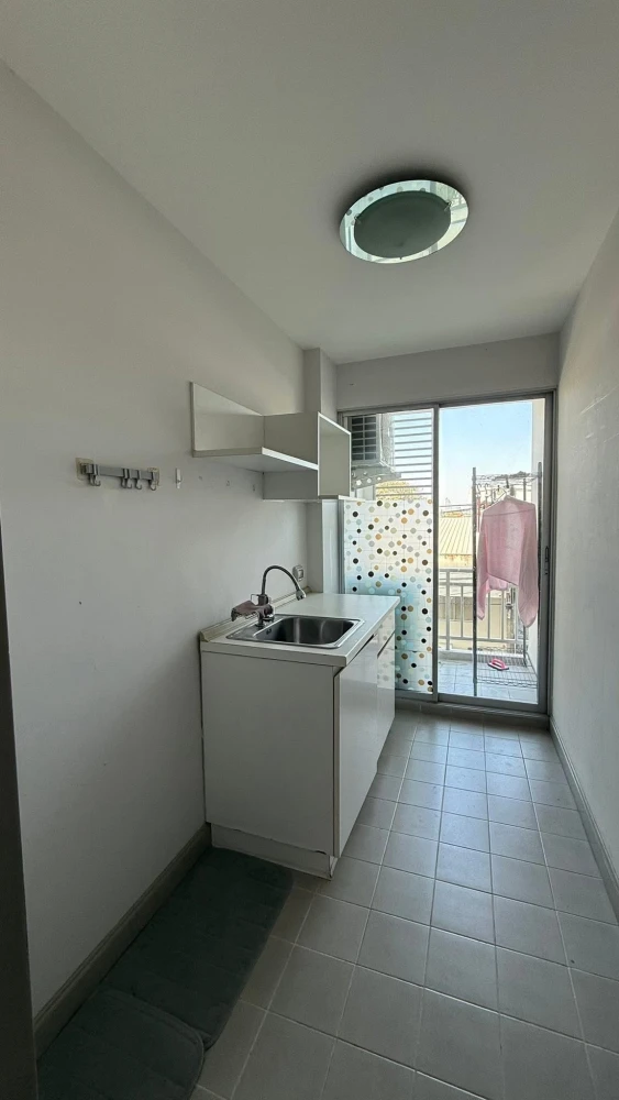 For rent: The KITH Sukhumvit 113, 3rd floor, fully furnished, ready to move in. Book now!