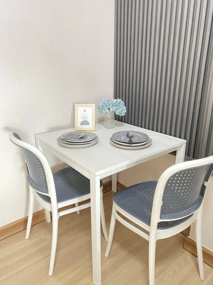For rent: The Kith Sukhumvit 113, Building B, 7th floor, with balcony, fully furnished, ready to move in. Can you not reserve it?