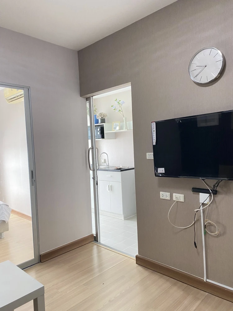 For rent: The Kith Sukhumvit 113, Building B, 7th floor, with balcony, fully furnished, ready to move in. Can you not reserve it?