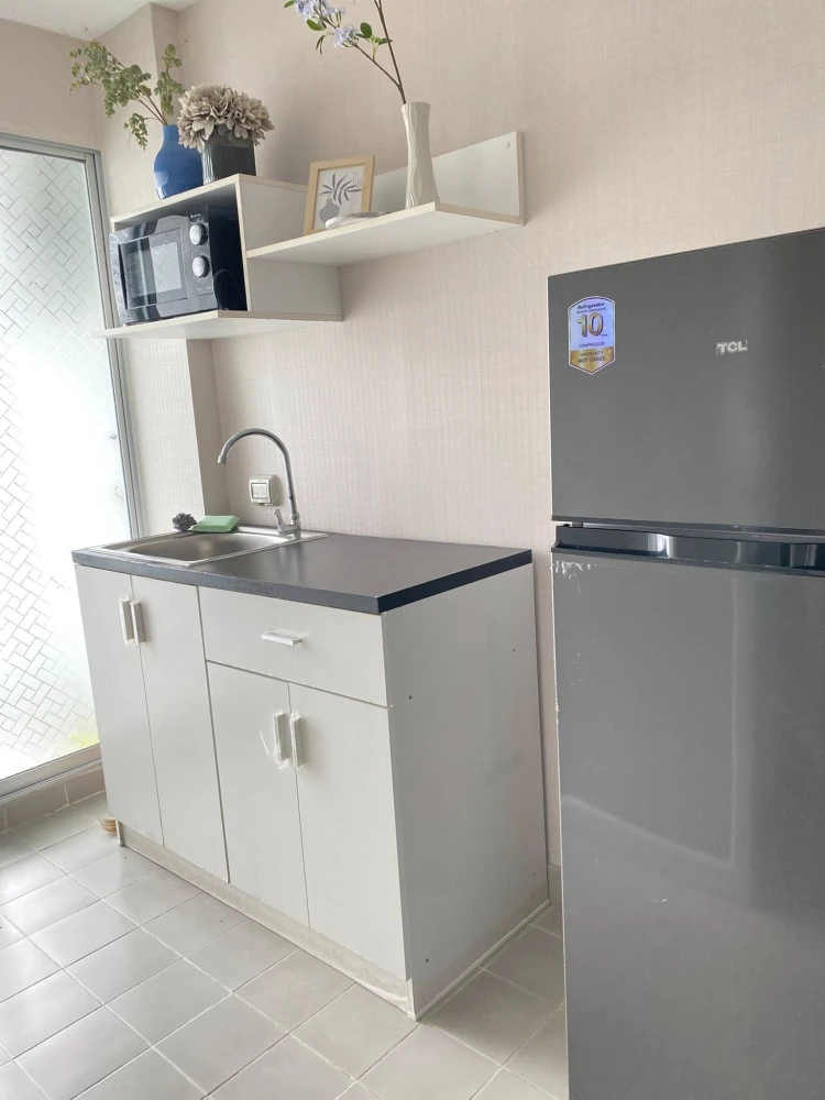 For rent: The Kith Sukhumvit 113, Building B, 7th floor, with balcony, fully furnished, ready to move in. Can you not reserve it?
