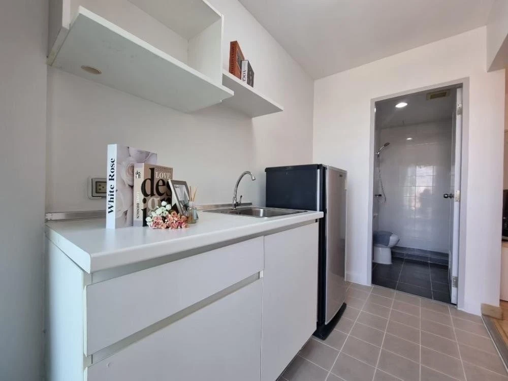 For rent: The KITH Sukhumvit 113. Ready to move in, fully furnished, low floor, affordable price. Book now!