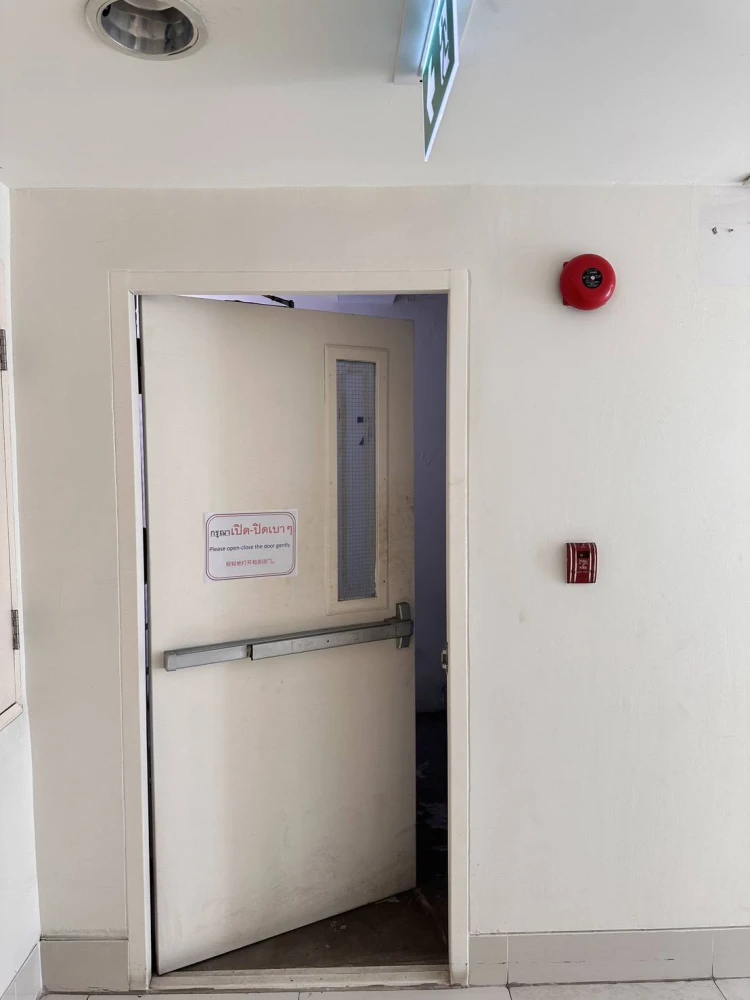 For rent: The Kris Ratchada 17, ready to move in, fully furnished, book now, don't delay.
