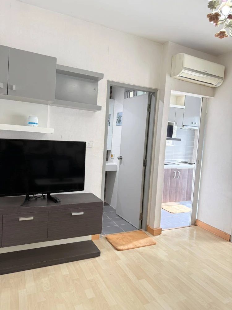 For rent: The Leaf Pattanakarn, 30 sq m, 9th floor. Fully furnished with appliances. Don't miss out!