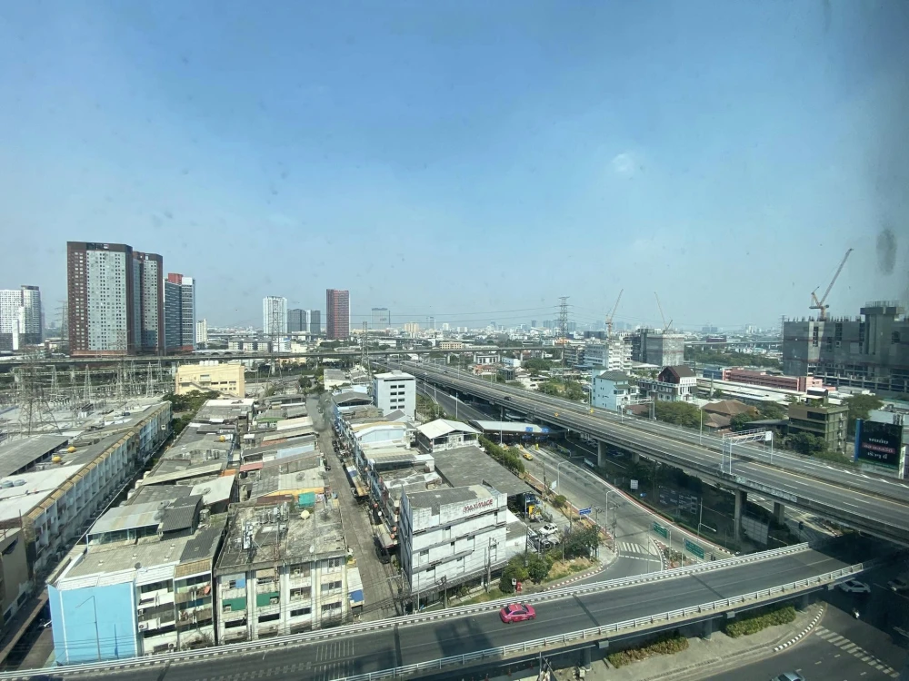 For rent: The Leaf Pattanakarn, 15th floor, nice room, fully furnished, book now, hurry!