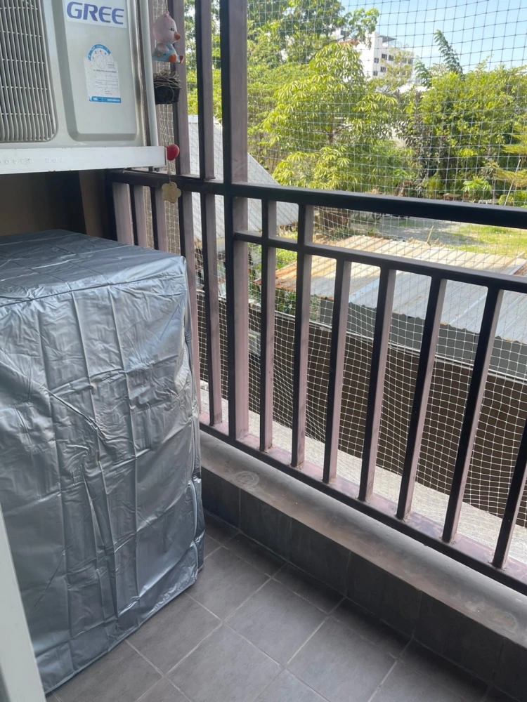 For rent: The Light New York, 2nd floor. Nice, fully furnished unit. Book now! Don't miss out! Act fast!