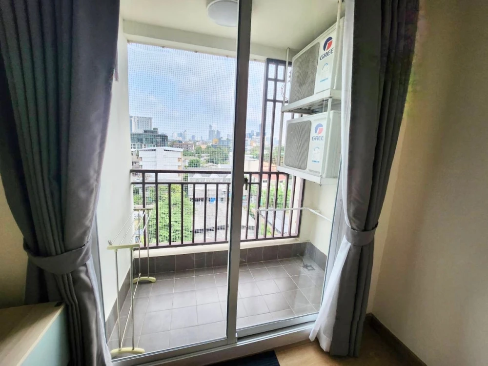 For rent: The Light New York, 7th floor, nice room, fully furnished, interested, reserve now.