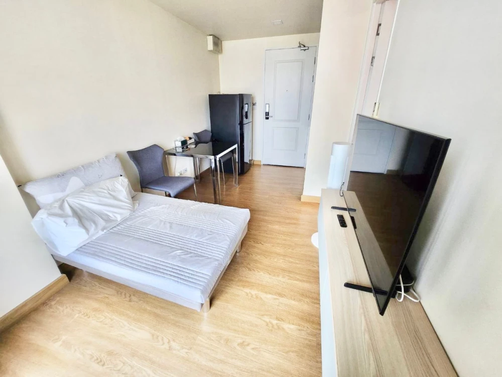 For rent: The Light New York, 7th floor, nice room, fully furnished, interested, reserve now.