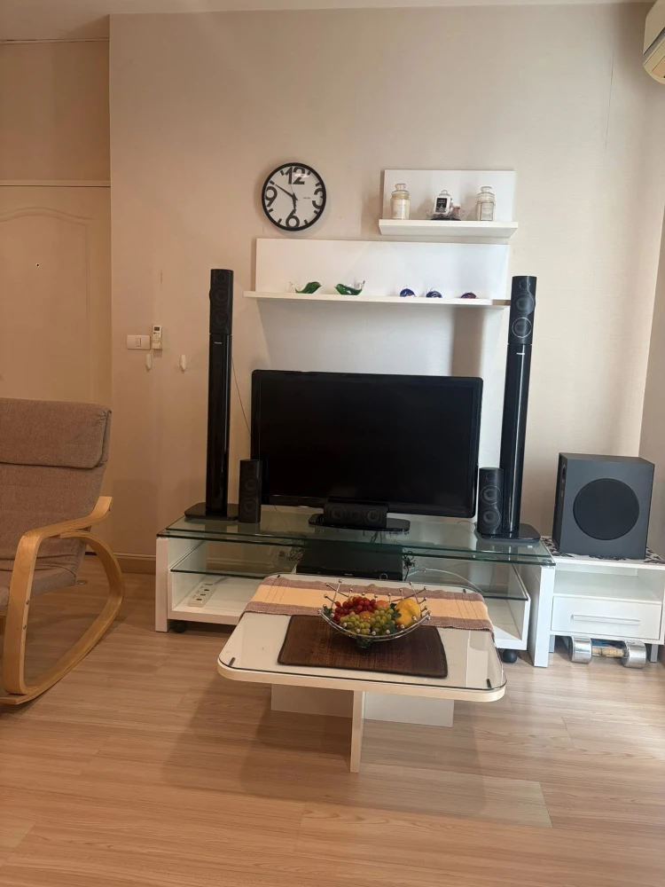 For rent: The LightHouse Sathorn-Chareonnakorn, 2 bedrooms, spacious living area, great location, fully furnished. Don't miss out!