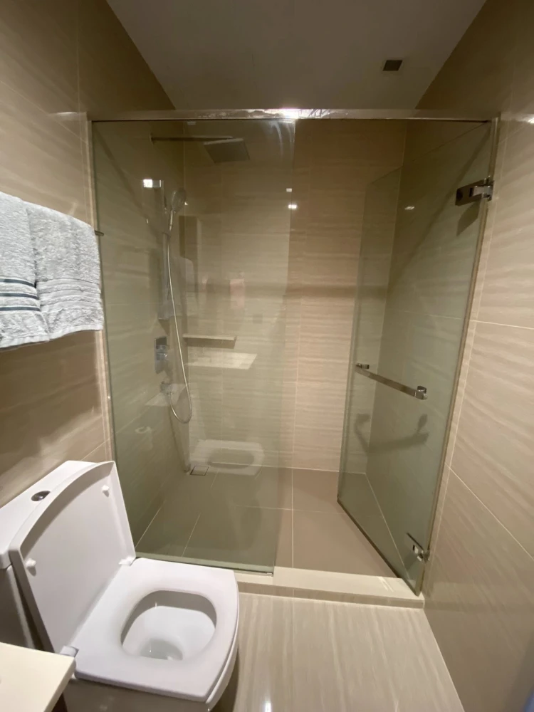 For rent: The Line Asoke-Ratchada, fully furnished unit with complete amenities. Just bring your belongings and move in! Don't wait!