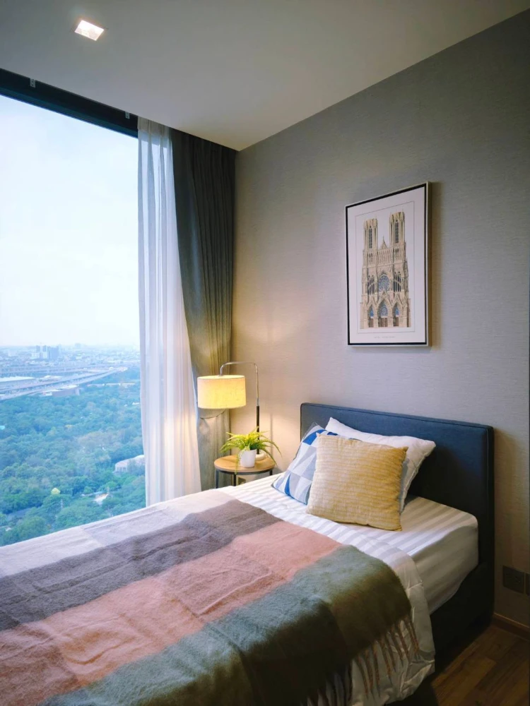 For rent: The Line Jatujak, 16th floor. Beautifully furnished and ready to move in. Book now, don't miss out!
