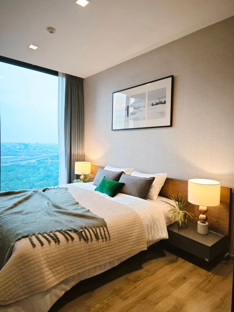 For rent: The Line Jatujak, 16th floor. Beautifully furnished and ready to move in. Book now, don't miss out!