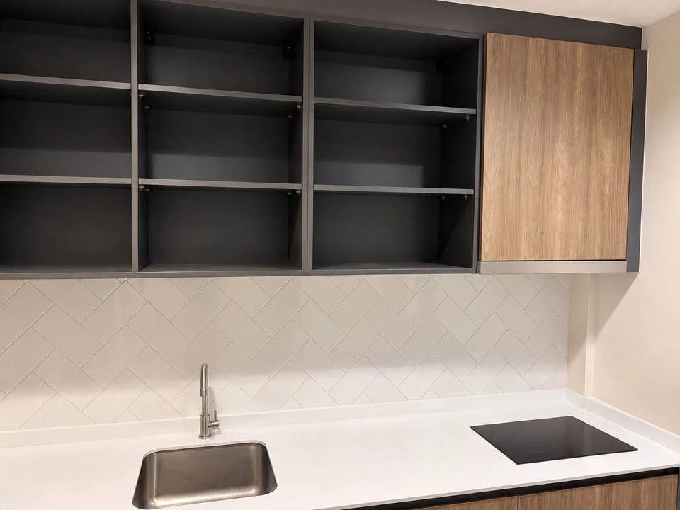 For rent: The Line Phahonyothin Park, 9th floor unit, spacious living area, fully furnished. Book now!