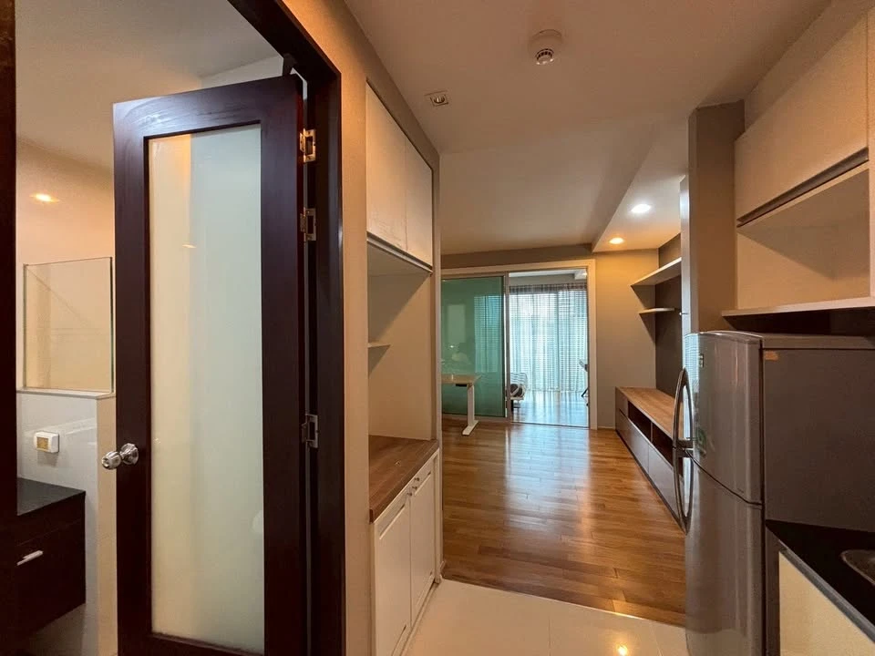 For rent: The Line Phahonyothin Park, high floor, ready to move in, fully furnished, spacious room, comfortable to live in, reserve now.