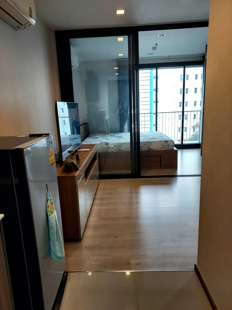 For rent: The Line Phahonyothin Park, North-facing unit, prime location, 7th floor, fully furnished. Book now!