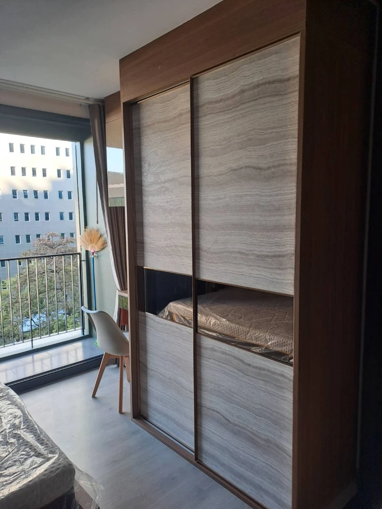 For rent: The Line Phahonyothin Park, North-facing unit, prime location, 7th floor, fully furnished. Book now!