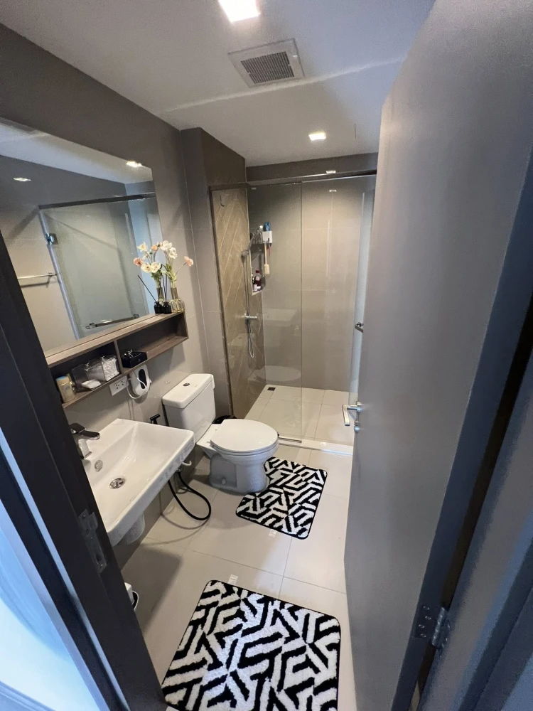 For rent or sale: THE LINE Phahonyothin Park, a comfortable room, elegant and fully furnished, spacious and comfortable. Reserve now!