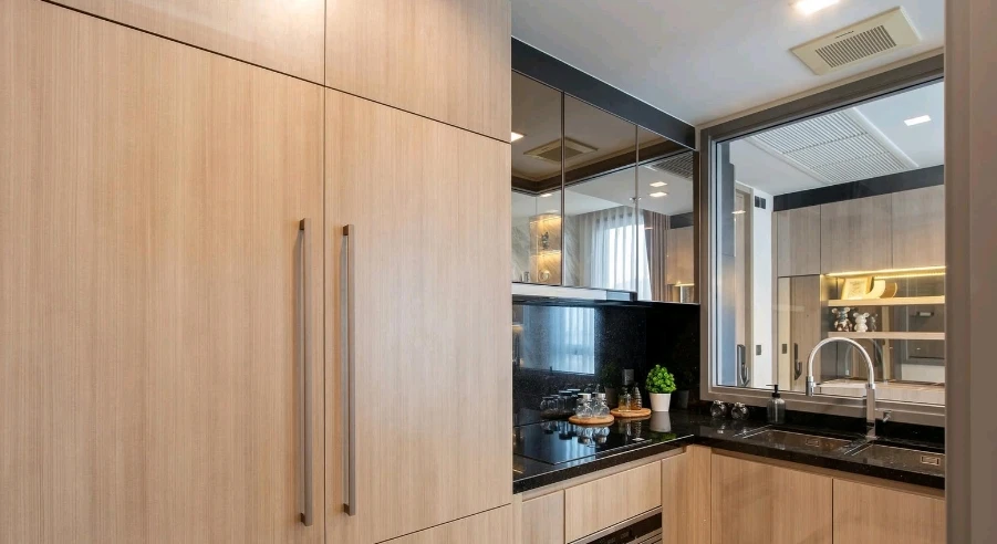 For Rent: The Line Ratchathewi, 31st floor. Beautiful, fully furnished, and inviting unit—book now if interested.