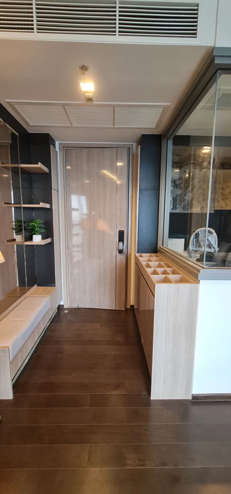 For rent: The Line Ratchathewi, 34th floor, fully furnished, very livable. Book now! (Hurry!)