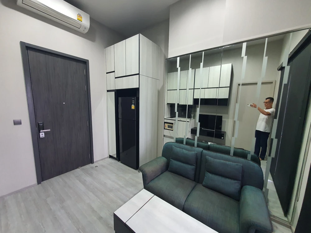 For rent: The Line Sukhumvit 101, 1 bedroom, 1 bathroom, high ceiling, airy, built-in wall, awesome! Reserve now!