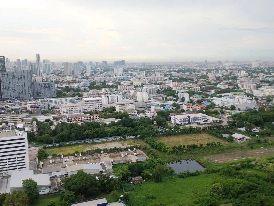 For rent: The Line Sukhumvit 101, a nice room, good location, fully furnished and equipped. Don't miss it!