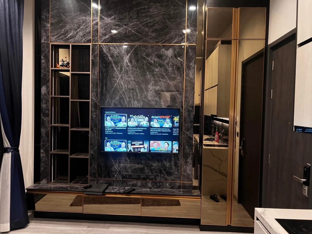 For rent: The Line Sukhumvit 101, a beautifully decorated room with superb built-in furniture and a beautiful view from a high floor. Don't miss it!
