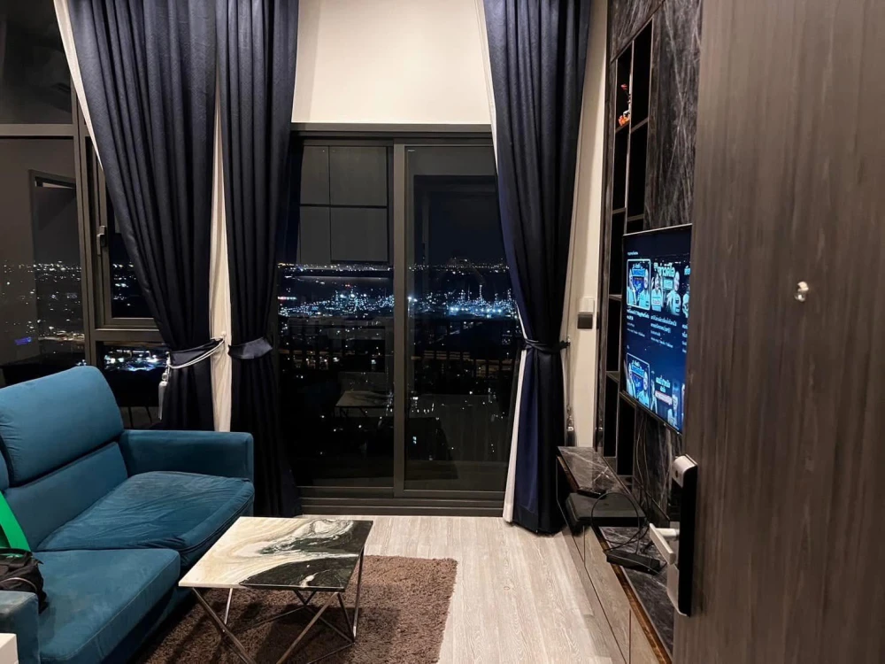 For rent: The Line Sukhumvit 101, a beautifully decorated room with superb built-in furniture and a beautiful view from a high floor. Don't miss it!
