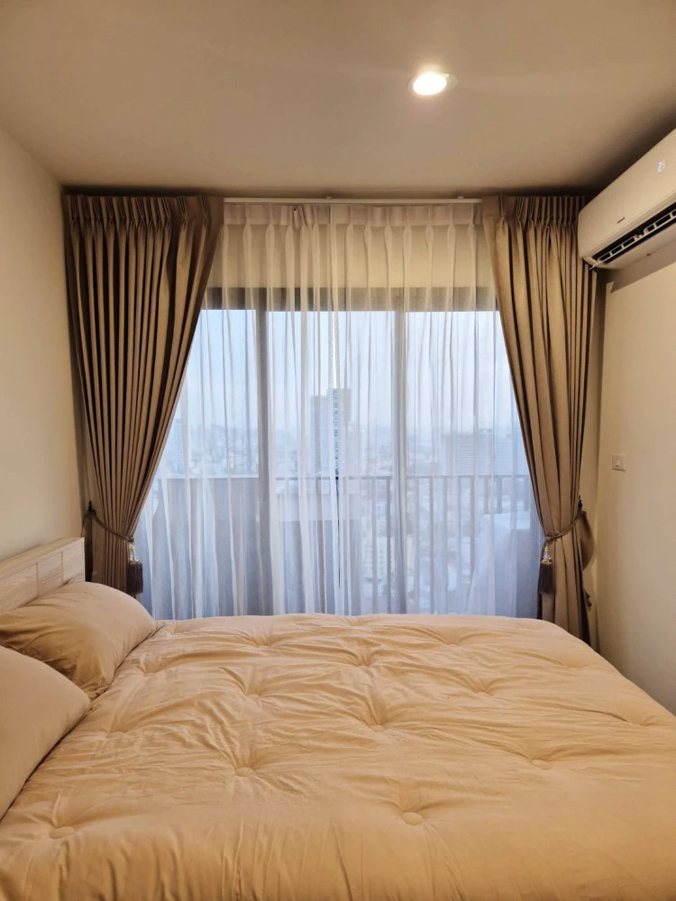 For rent: The Line Vibe, 37 sq.m., unobstructed view, spacious living area, high floor (26th floor). Don't miss out!