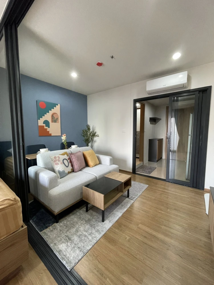 For rent: The Line Vibe, 22nd floor, great view, good ventilation, well-divided rooms, fully furnished & equipped with appliances. Ready to move in.