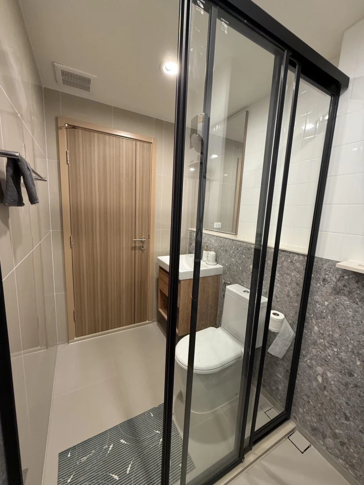 For rent: The Line Vibe, 25th floor, plenty of usable space, fully furnished, ready to move in.