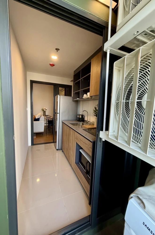 For rent: The Line Vibe, 25th floor, plenty of usable space, fully furnished, ready to move in.