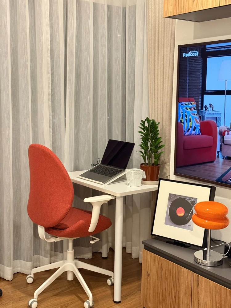 For rent: The Line Vibe, a place that offers both comfort and high quality of life. Fully furnished, very comfortable.