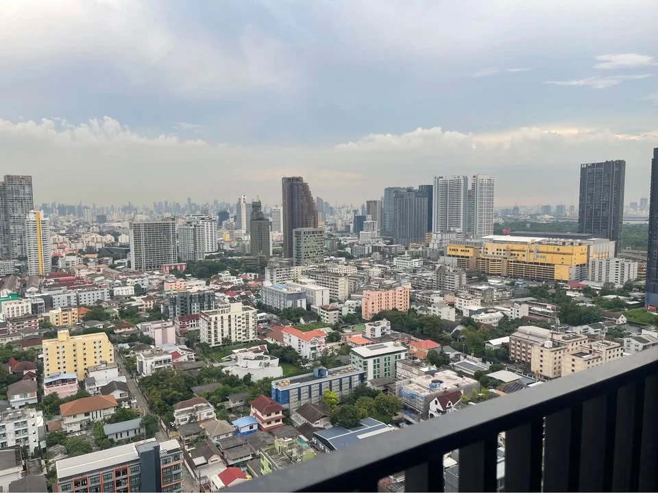 For rent: The Line Vibe, a nice room, good location, fully furnished, beautiful view from high floor. Hurry and reserve now!