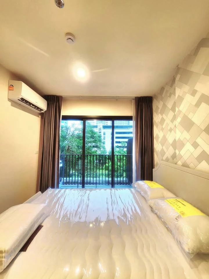 For rent: The Line Vibe, a beautifully decorated room, well-built-in, convenient and complete here. Hurry and book today. Don't wait.