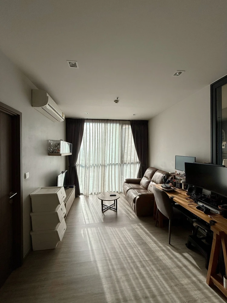 For rent: THE LINE Wongsawang, ready to move in, fully furnished, high floor with good ventilation, very livable. Book now!