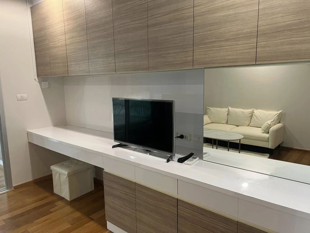 For rent: The Line Phahon Yothin Park, very spacious usable area, with beautiful wallpaper, ready, don't wait, book now.