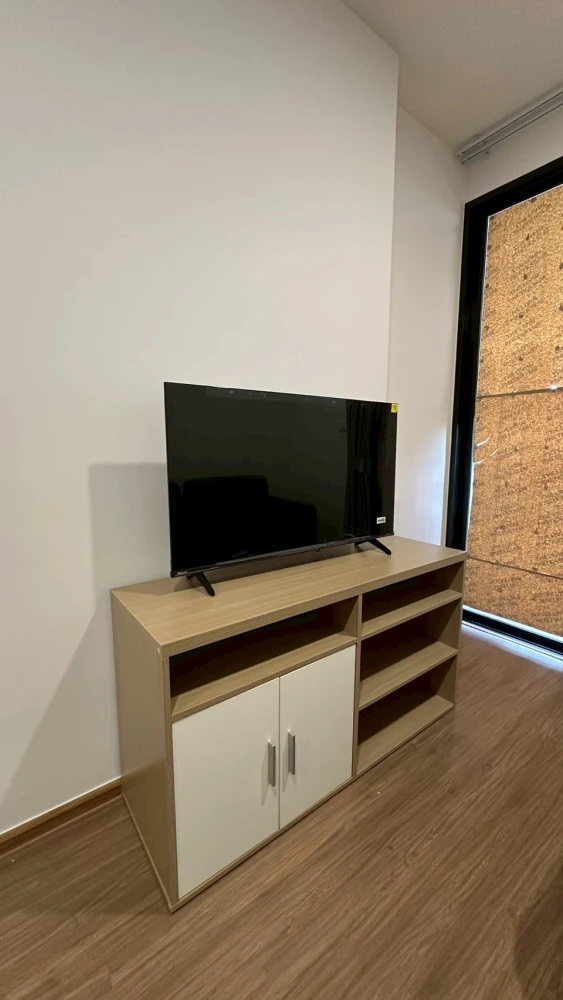 For rent: The Livin Phetkasem 37. A lovely room, fully furnished with appliances. Don't miss out!