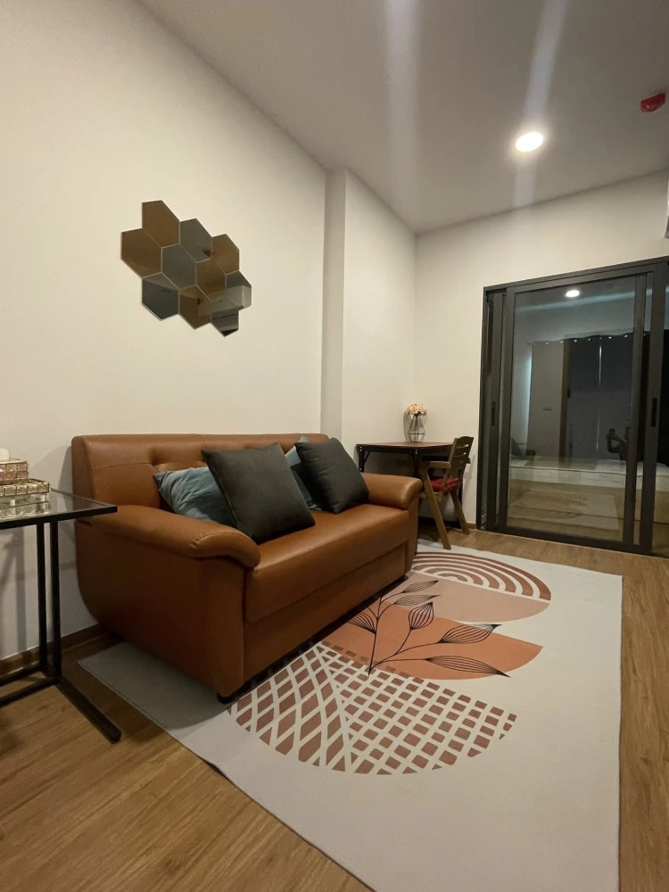 For rent: The Livin Ramkhamhaeng, ready to move in, furnished, book now, don't miss out++