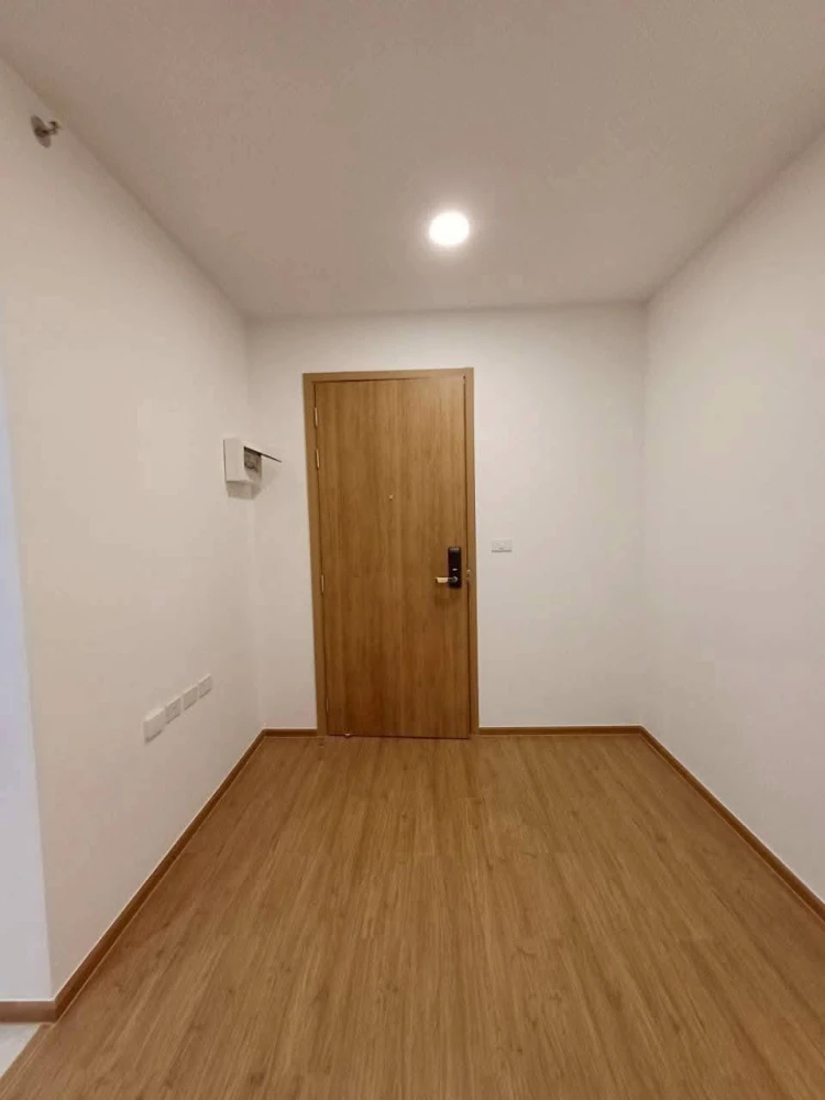 For rent: The Livin Ramkhamhaeng, unfurnished unit, fully furnished. Don't miss out!