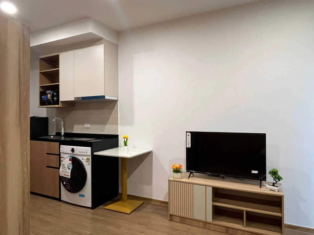 For rent: The Livin Phetkasem 37, Studio room, Building A, fully furnished. Don't miss out!