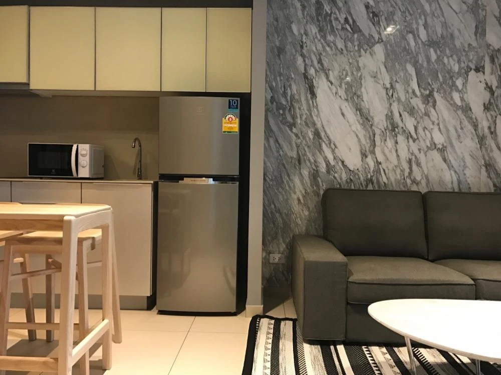 For rent: The Loft Ekkamai, 9th floor. A lovely, fully furnished unit—book now before it’s gone!