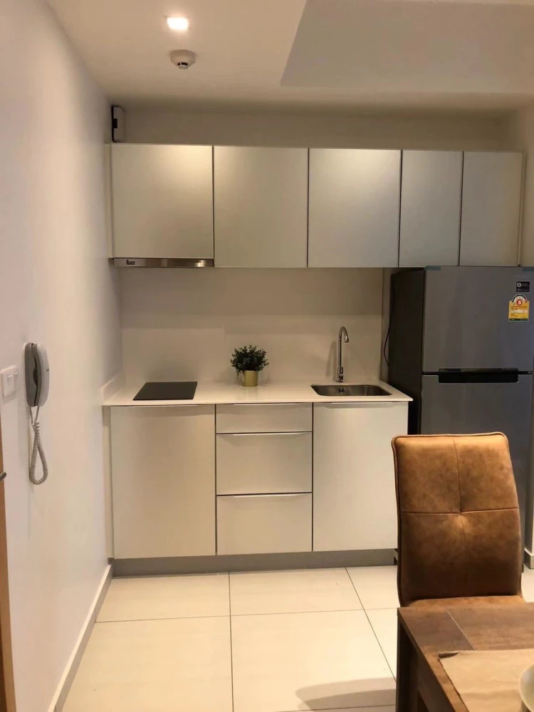 For rent: The lofts Ekkimai, spacious and comfortable room, fully furnished, just bring your luggage. Hurry before the room is gone!