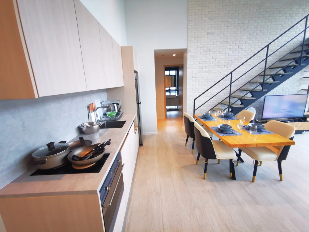 For rent: The Lofts Silom, high floor, fully furnished, reserve now!